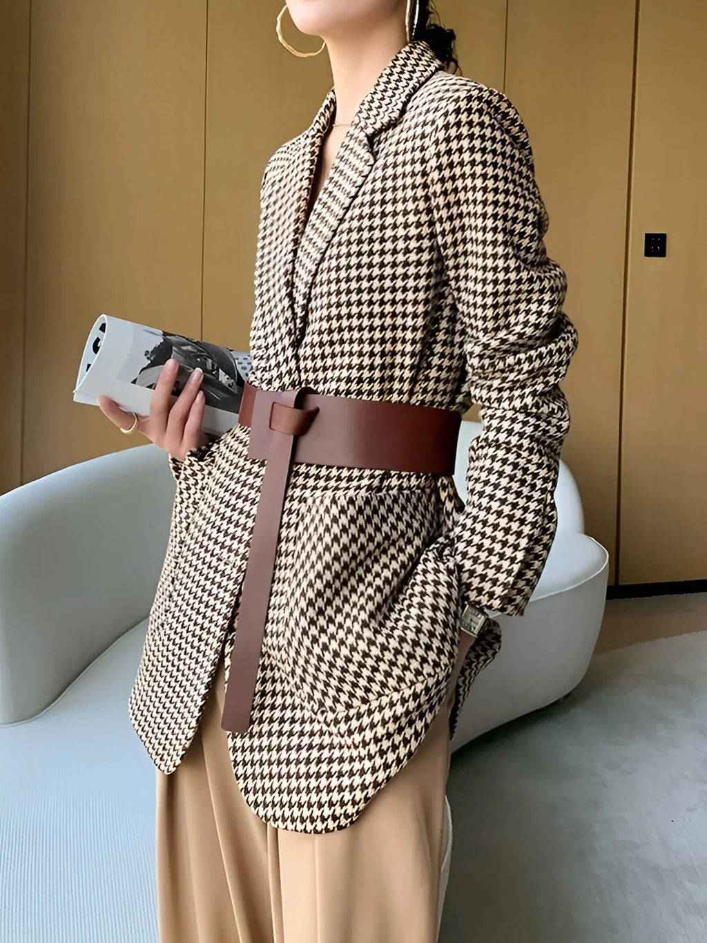 CHIC BLAZER WITH BELT