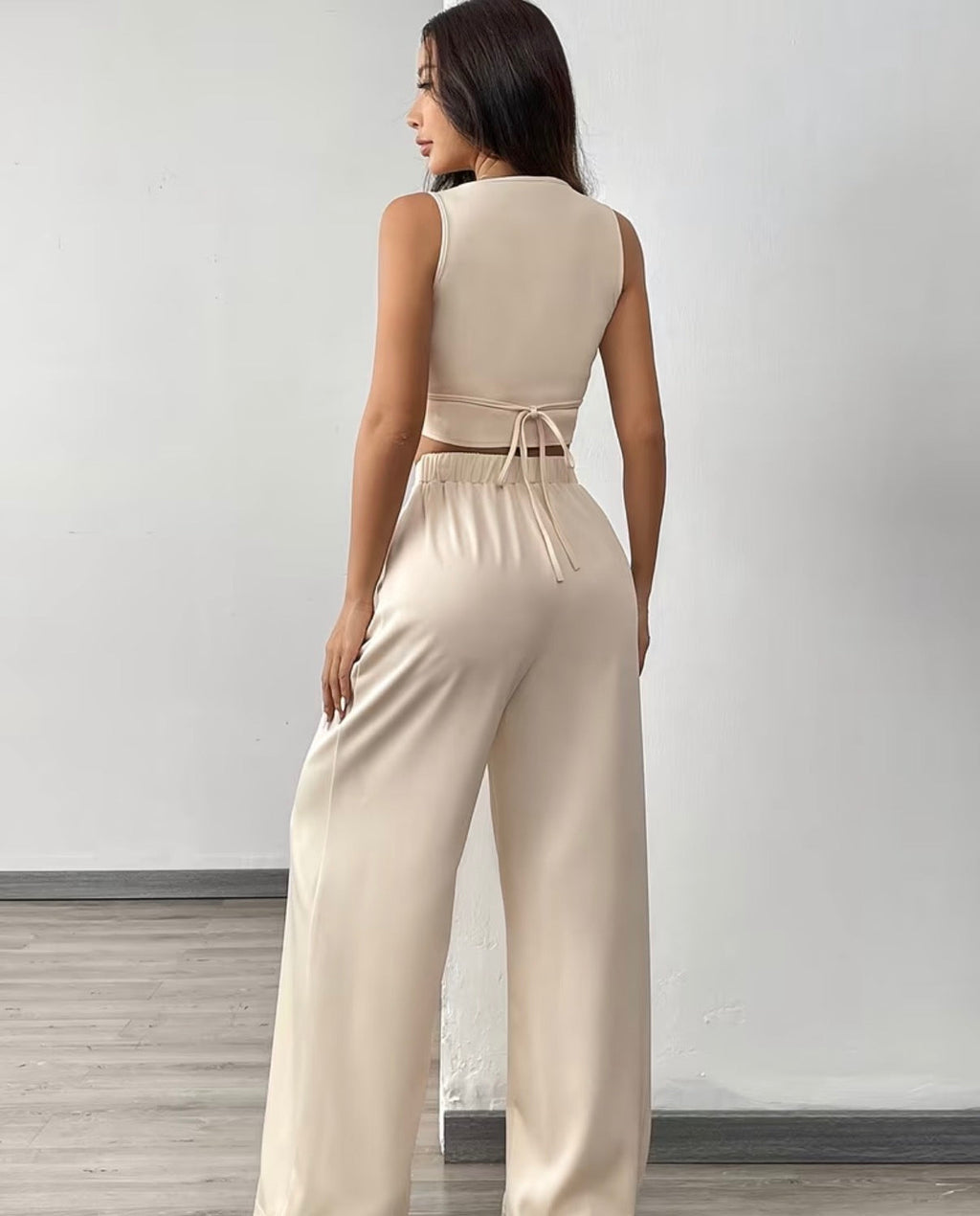 ELEGANT SUMMER OUTFIT