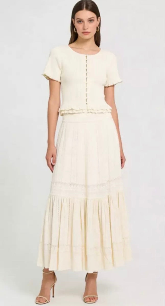 WHITE CHIC OUTFIT