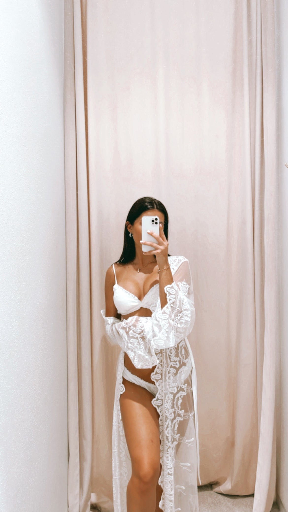 Madonna Robe