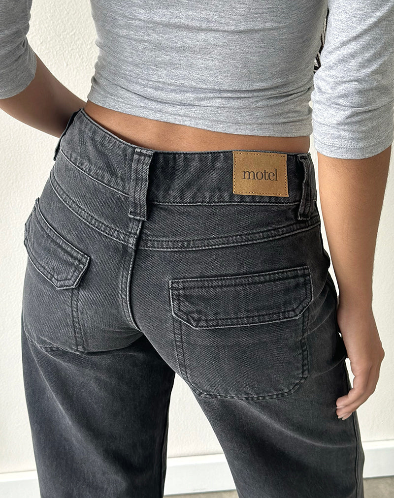 Low Rise Relaxed Cargo Jeans in Vintage Black