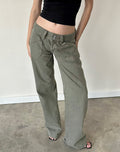 Low Rise Relaxed Cargo Jeans in Olive