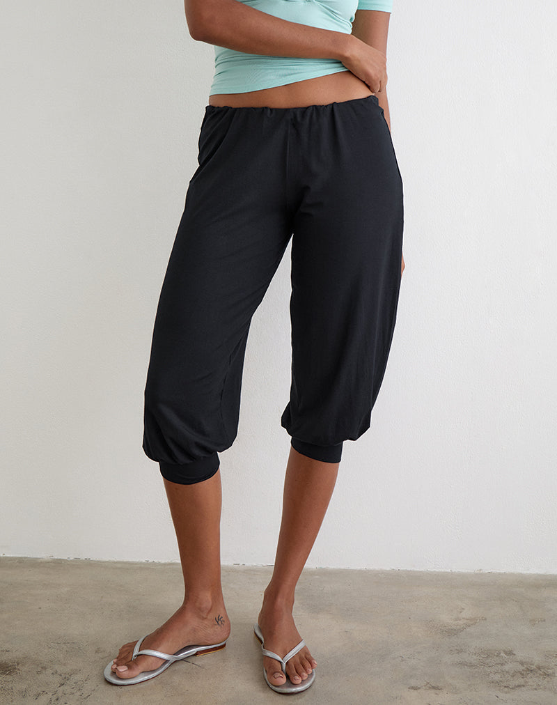 Kurty Capri Trouser in Rayon Jersey Black