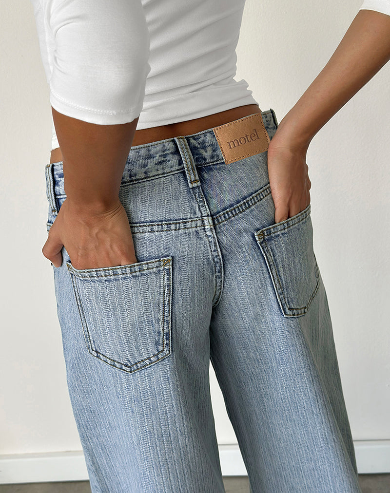 Low Rise Roomy Jeans in Stripe 80s Light Blue Wash