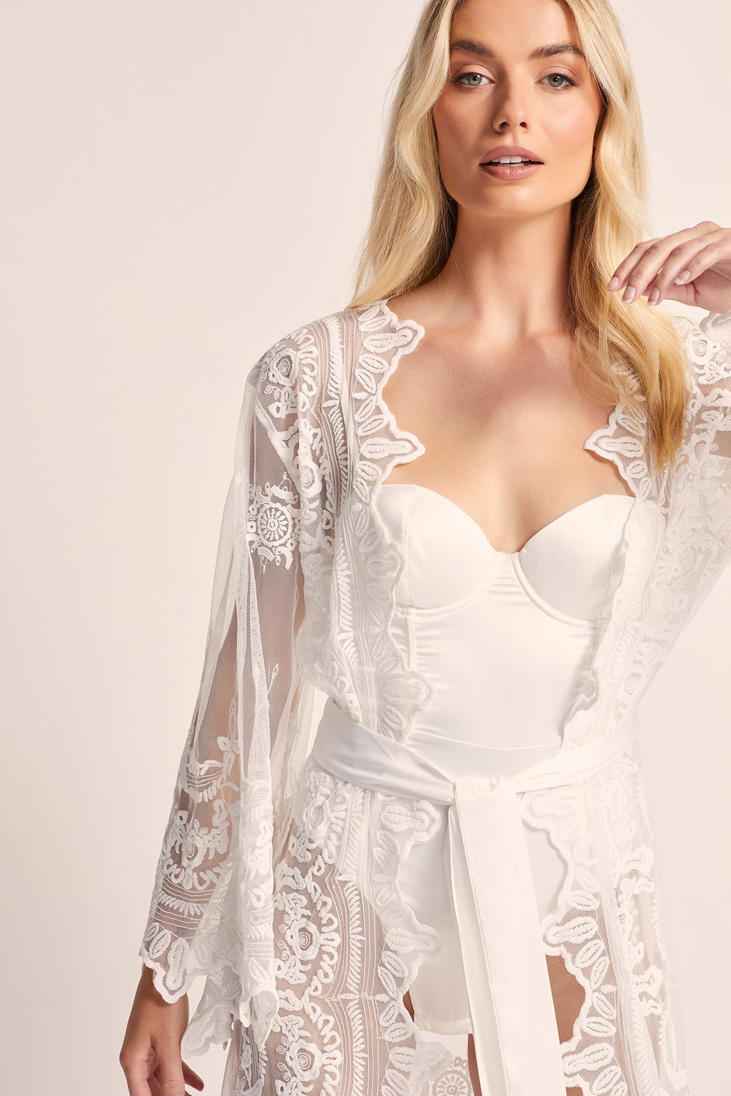 Madonna Robe