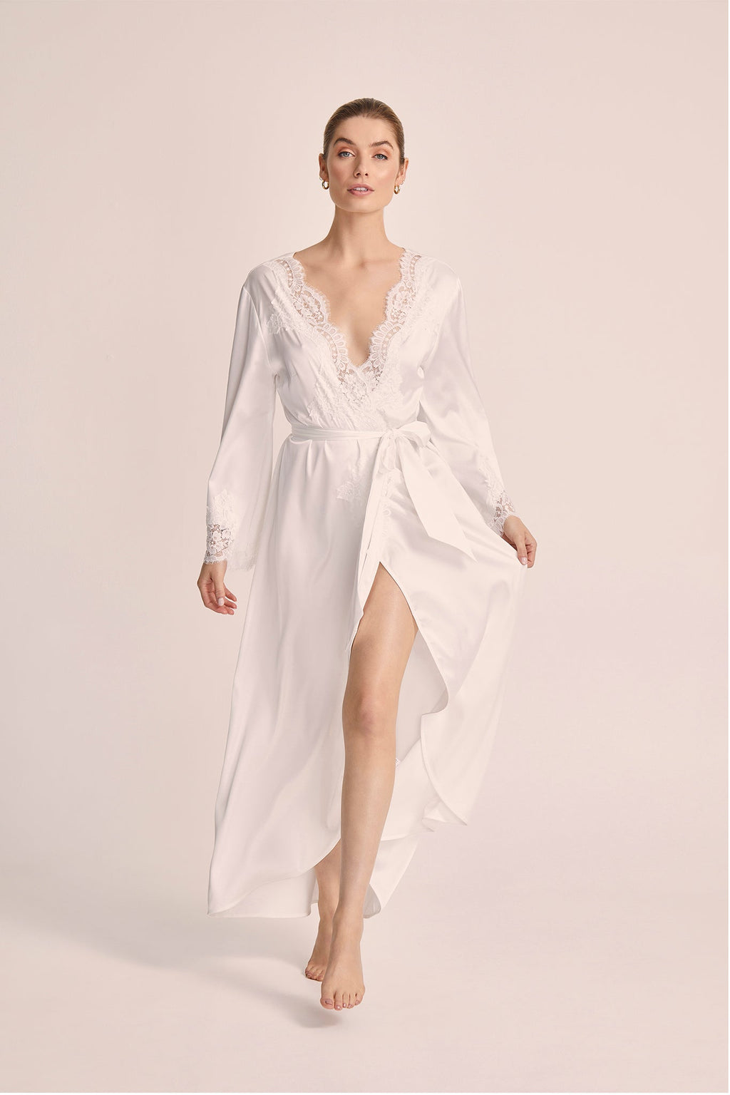 Sian Long Robe - White