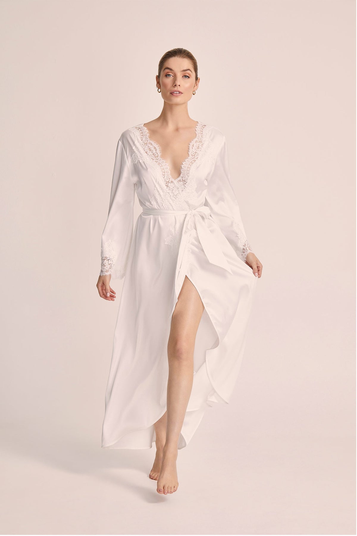 Sian Long Robe - White