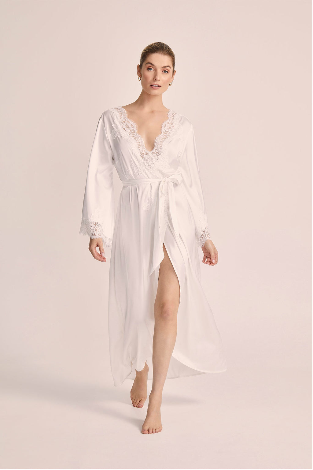 Sian Long Robe - White
