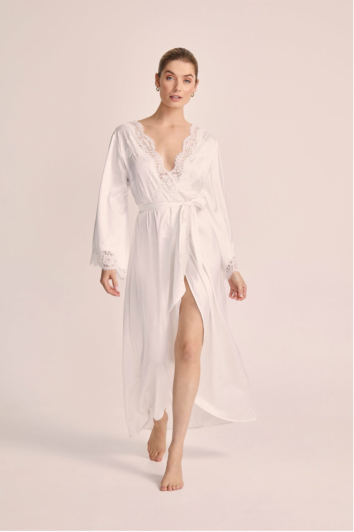 Sian Long Robe - White