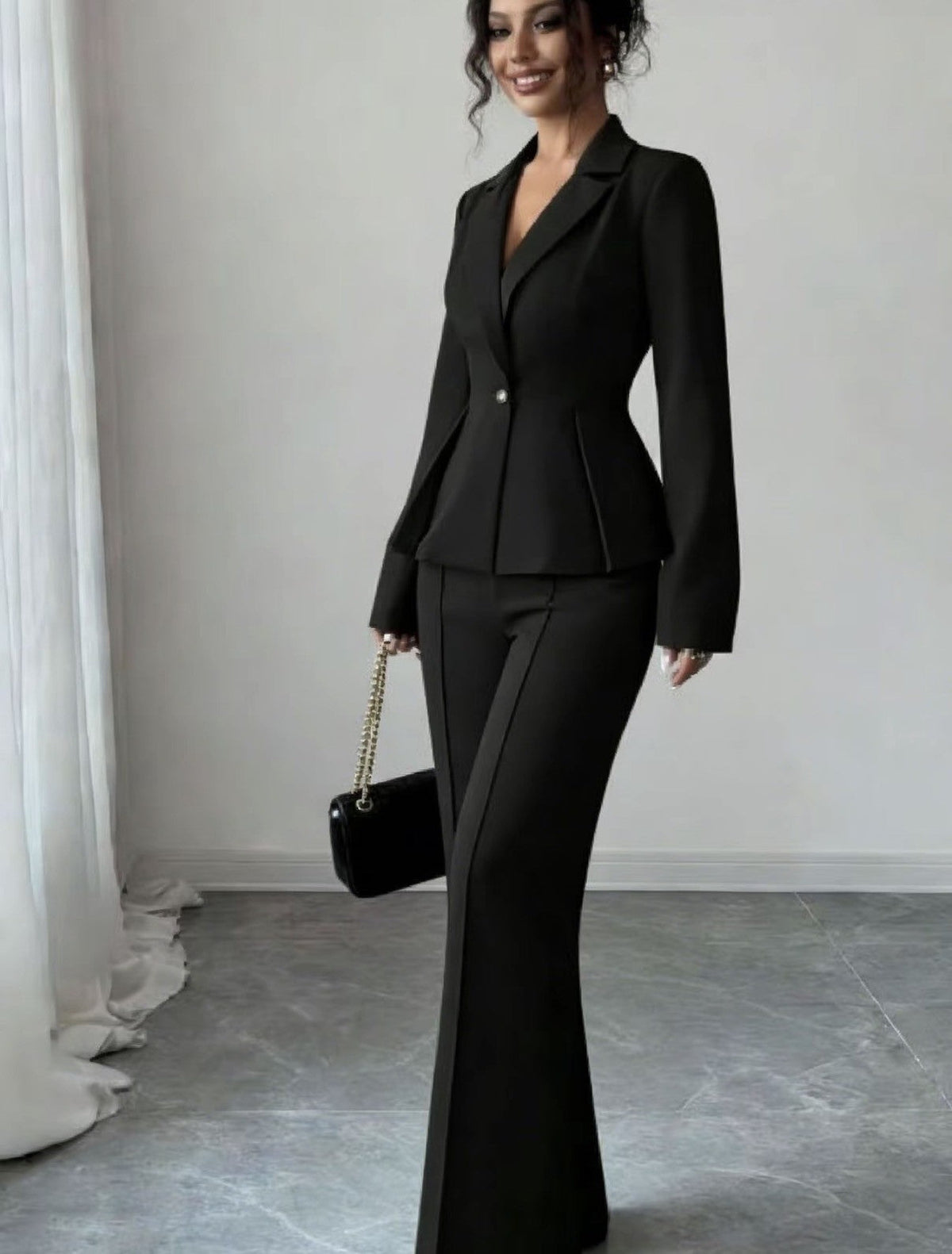 ELEGANT AUTUMN OUTFIT