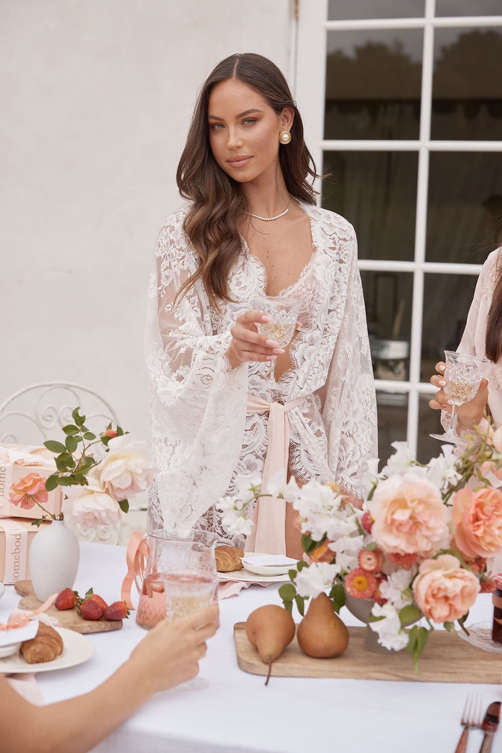 Versailles — Long Lace Robe